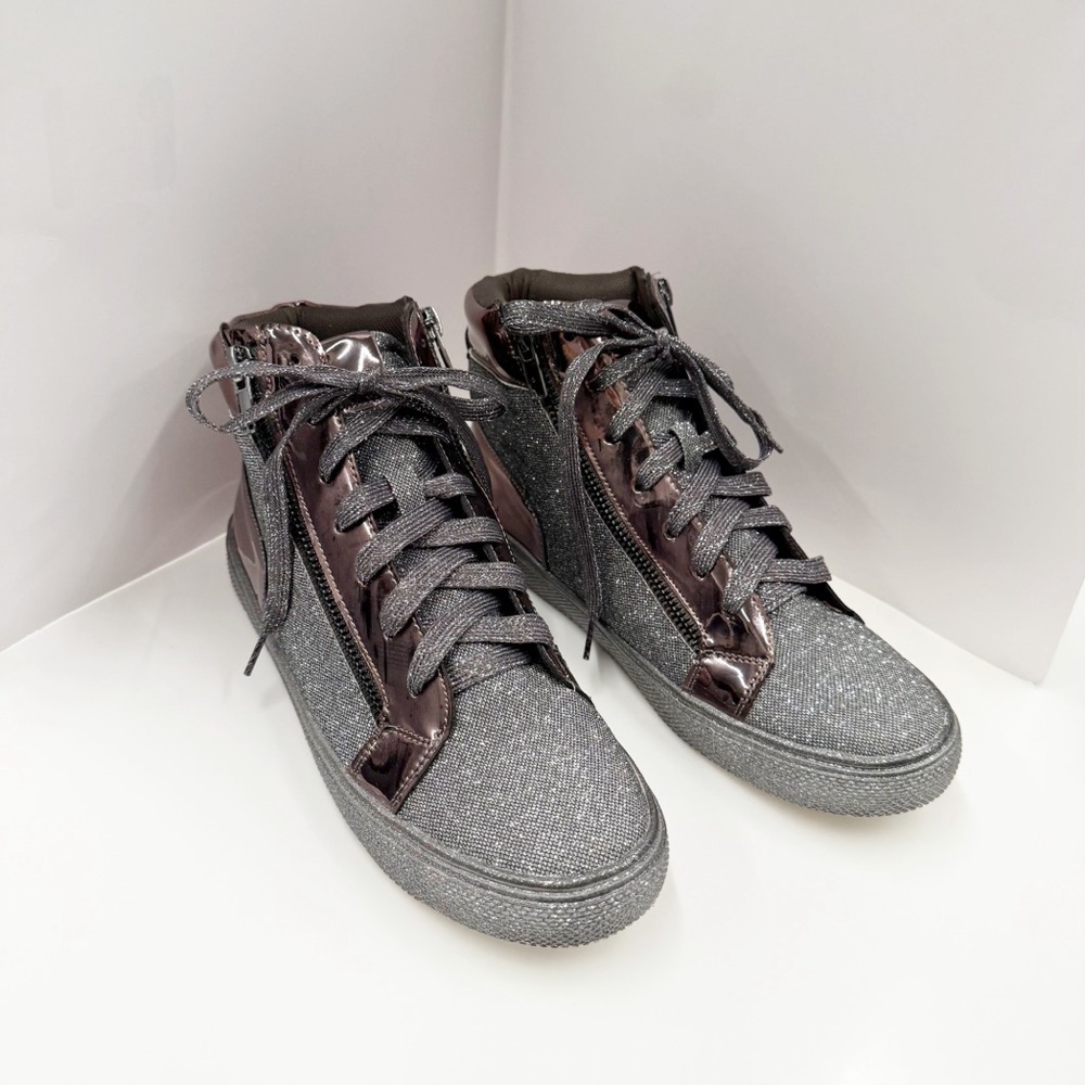 NWT Lauren Lorraine Skippy High Top Sneakers‎ in Glitter Pewter, Size 7